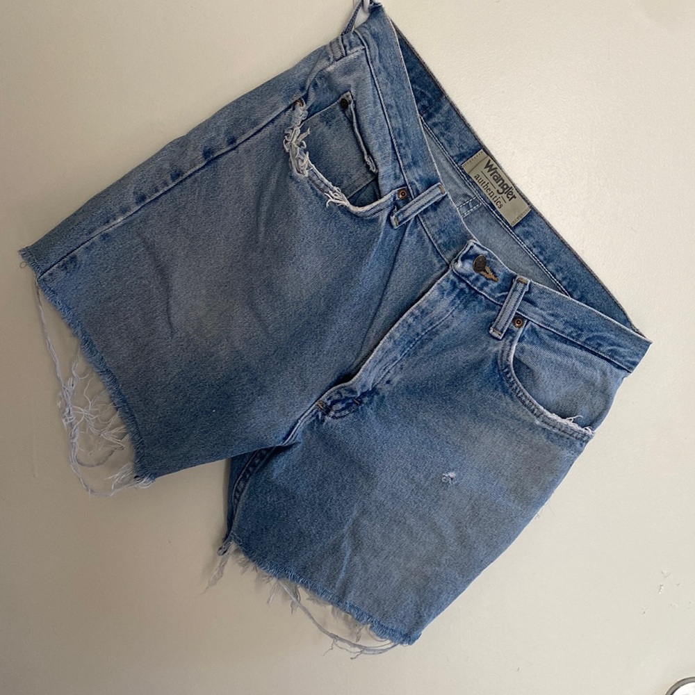 Wrangler distressed shorts